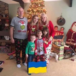 Meet your Posher, Gloria